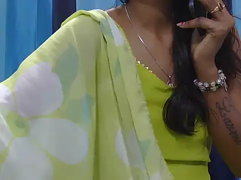 Snapshot of Aarti_misty71 chatting on 11.29.25 Aarti misty71 online show from 11.29.25