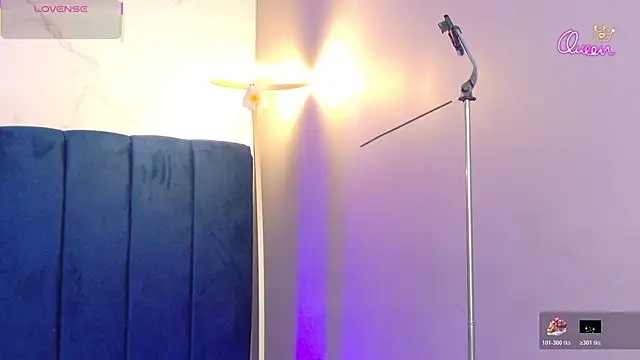 Snapshot of kiaratentation chatting on 03.31.26 kiaratentation online show from 03.31.26