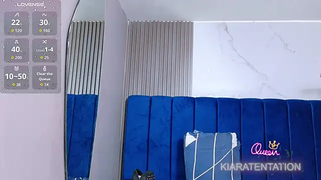 Snapshot of kiaratentation chatting on 04.06.26 kiaratentation online show from 04.06.26