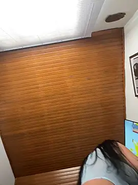 Snapshot of oh_nina chatting on 11.02.25 oh nina online show from 11.02.25