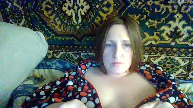 Snapshot of AllaSowinskaya chatting on 10.23.25 AllaSowinskaya online show from 10.23.25