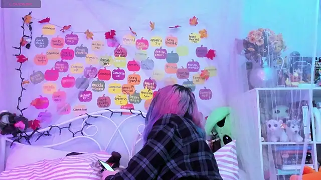 Snapshot of bunnyislewd chatting on 11.28.25 bunnyislewd online show from 11.28.25