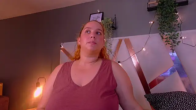Snapshot of JenaCooper_ chatting on 09.24.25 JenaCooper online show from 09.24.25