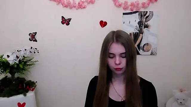 Snapshot of OceanicDawn chatting on 04.27.26 OceanicDawn online show from 04.27.26