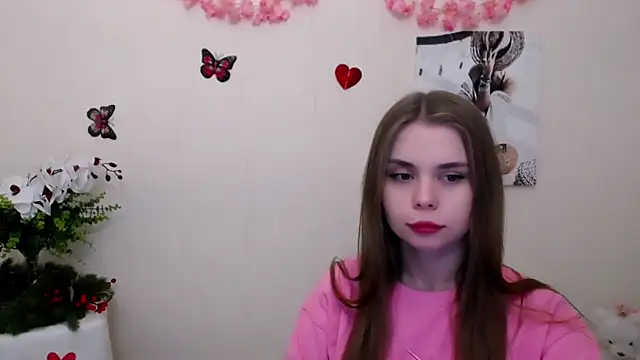 Snapshot of OceanicDawn chatting on 04.28.26 OceanicDawn online show from 04.28.26