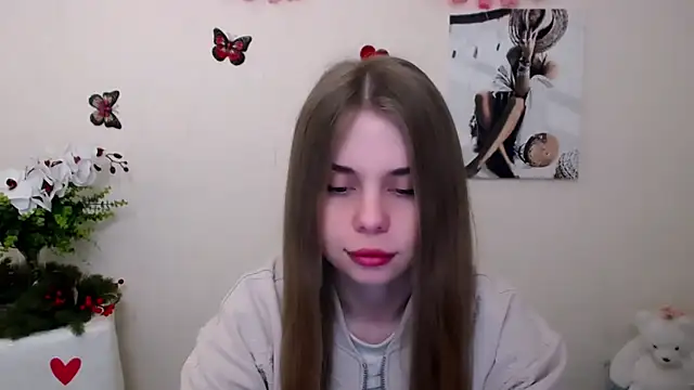 Snapshot of OceanicDawn chatting on 05.04.26 OceanicDawn online show from 05.04.26