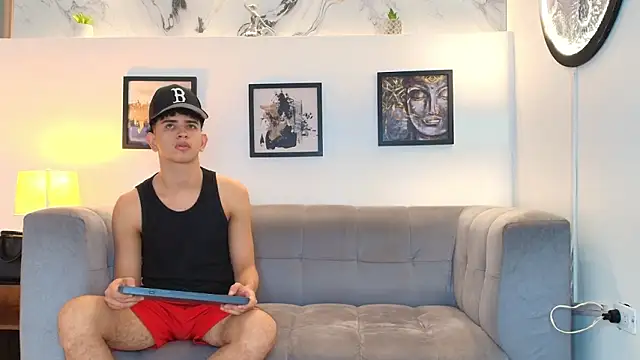 TWINKS FRIENDS online show from 03.05.26