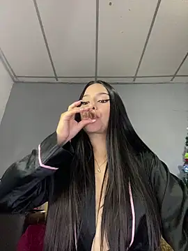 conejitadayy online show from 12.04.25