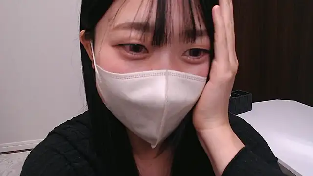 Snapshot of OSUSHI-CHAN chatting on 11.05.25 OSUSHI-CHAN online show from 11.05.25