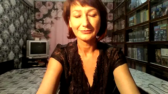 Snapshot of Pline1 chatting on 10.26.25 Pline1 online show from 10.26.25