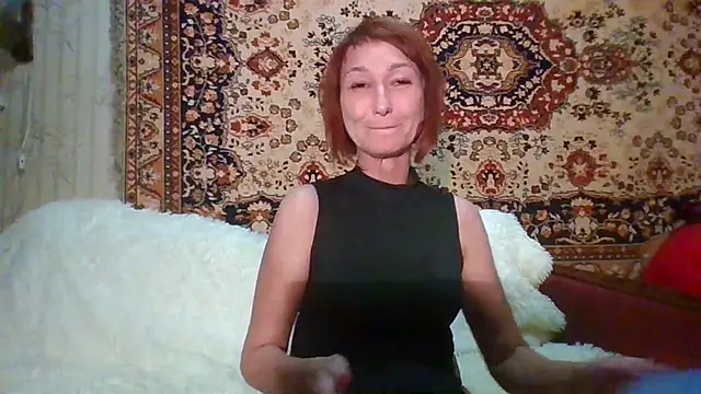 Snapshot of Pline1 chatting on 11.08.25 Pline1 online show from 11.08.25