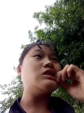 Snapshot of memeto_sexy chatting on 10.28.25 memeto sexy online show from 10.28.25