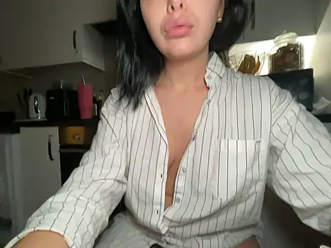 FrancescaXO online show from 04.17.26
