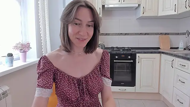 GoodGlamorGirl online show from 06.04.26
