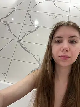 Snapshot of EvaAkins chatting on 02.28.26 EvaAkins online show from 02.28.26