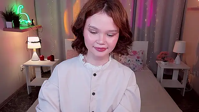 EmilyChaves online show from 06.18.26