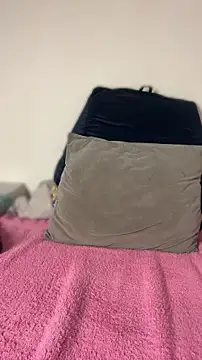 sweet shadil  online show from 04.17.26