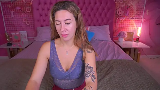 KateShanny online show from 10.06.25