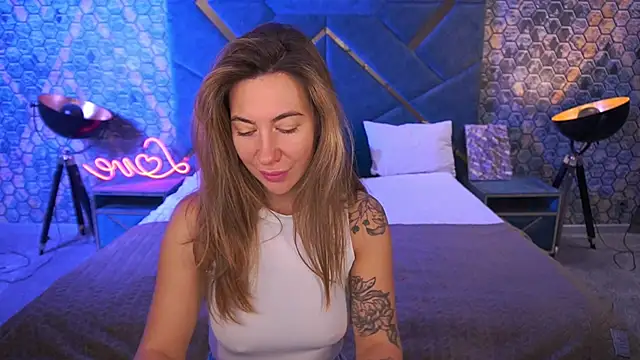 KateShanny online show from 11.06.25