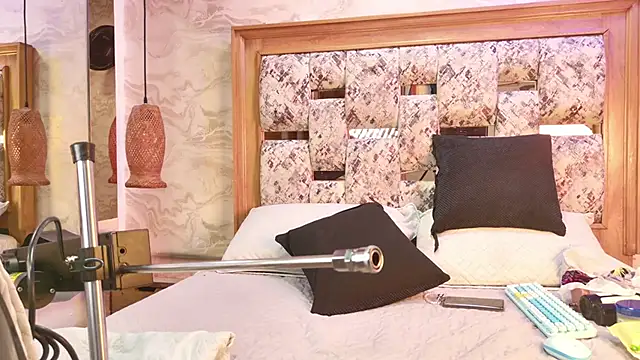 ZOLEY WATSON online show from 03.05.26