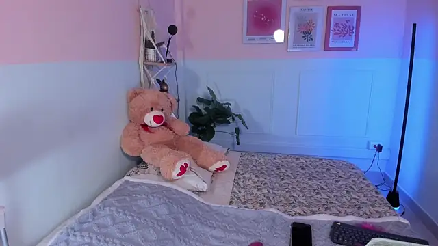 Camila Rivers online show from 10.30.25