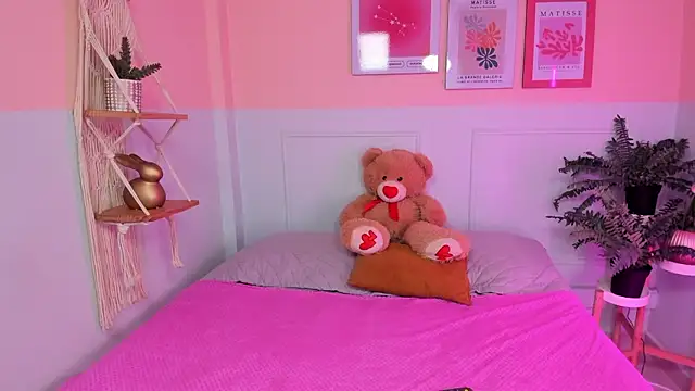 Camila Rivers online show from 03.17.26