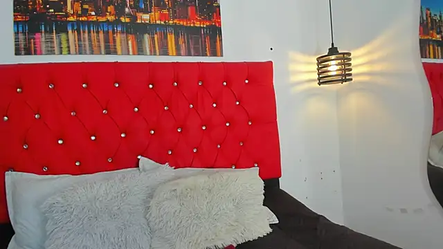 carolinacrus01 online show from 03.07.26