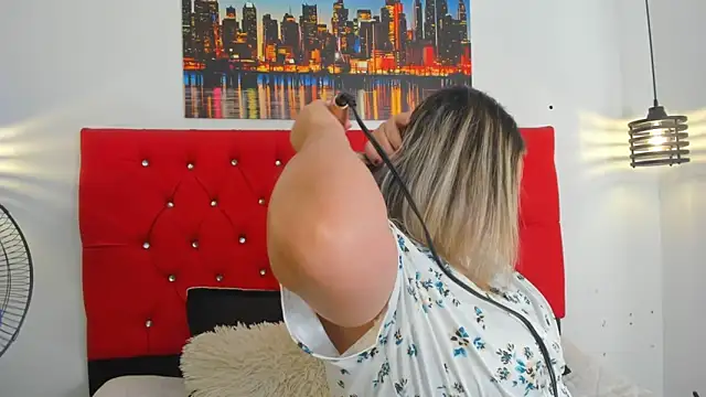 carolinacrus01 online show from 03.12.26