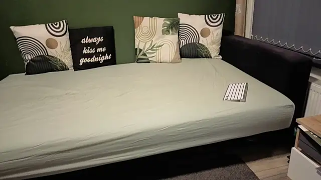 Eveline Beauty Kitty online show from 11.16.25