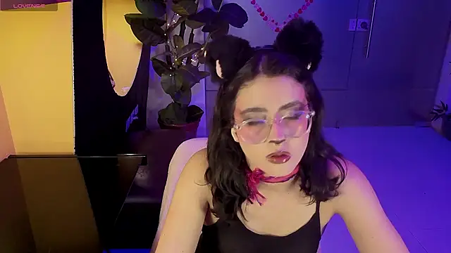 LiLLiAnderson online show from 03.17.26