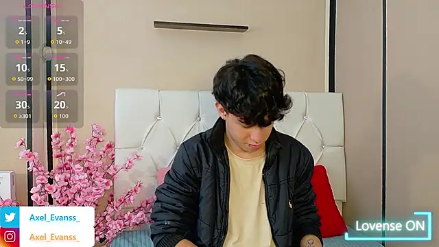 Axel  Evans online show from 10.06.25