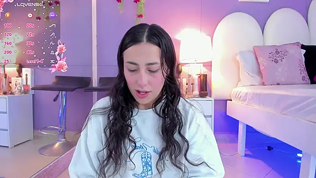 my aleja  online show from 10.28.25