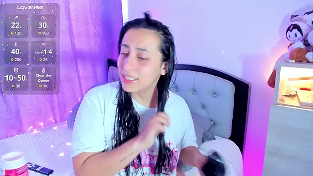 my aleja  online show from 02.08.26