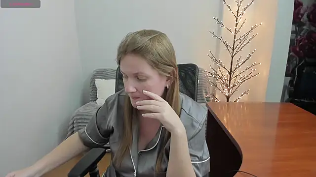 Alisha Skyes online show from 12.20.25