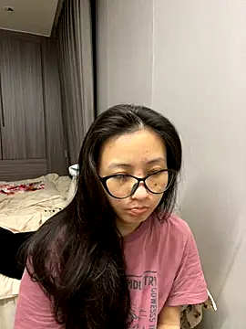 haiyan125216 online show from 10.15.25