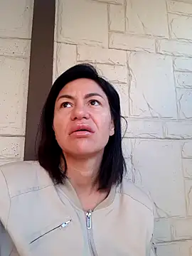 Snapshot of Arya_Lexy chatting on 10.29.25 Arya Lexy online show from 10.29.25