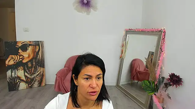 Snapshot of Arya_Lexy chatting on 11.21.25 Arya Lexy online show from 11.21.25