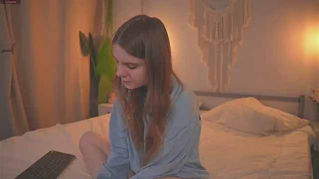 Lu  Lane online show from 10.16.25