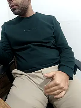 Yaman 33 online show from 02.18.26