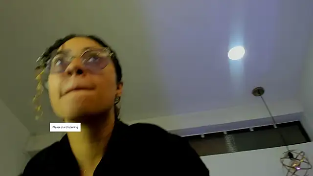 Hanna Cornee  online show from 09.22.25