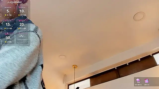 Hanna Cornee  online show from 11.01.25