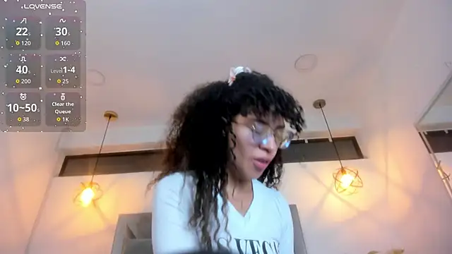 Hanna Cornee  online show from 02.11.26