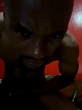 Snapshot of BaggyDirt chatting on 11.08.25 BaggyDirt online show from 11.08.25