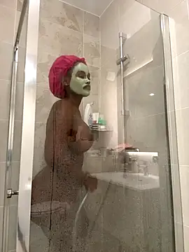 Snapshot of Lexiluv1 chatting on 09.23.25 Lexiluv1 online show from 09.23.25