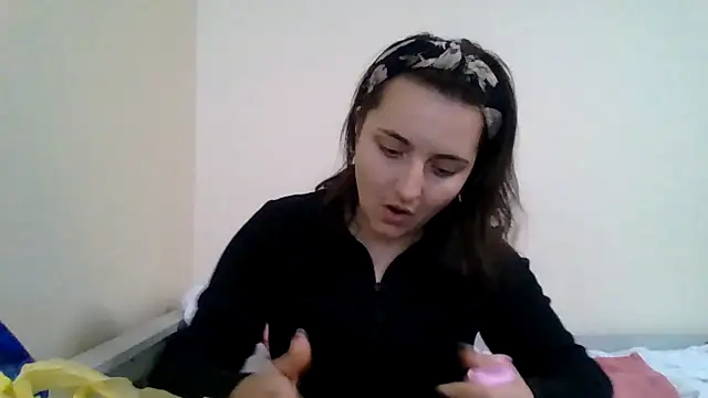 DInaraXRose online show from 10.08.25