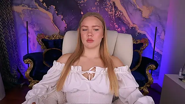 CelesteNoir online show from 10.09.25