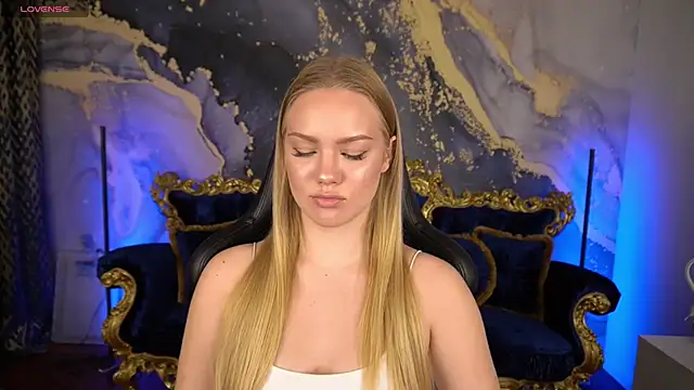 CelesteNoir online show from 11.04.25