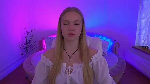 Snapshot of CelesteNoir chatting on 12.23.25 CelesteNoir online show from 12.23.25