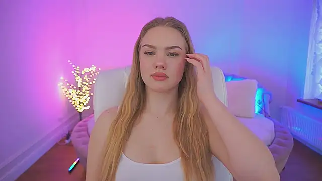 Snapshot of CelesteNoir chatting on 02.17.26 CelesteNoir online show from 02.17.26