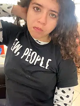 Lucy YupiSweet online show from 11.16.25